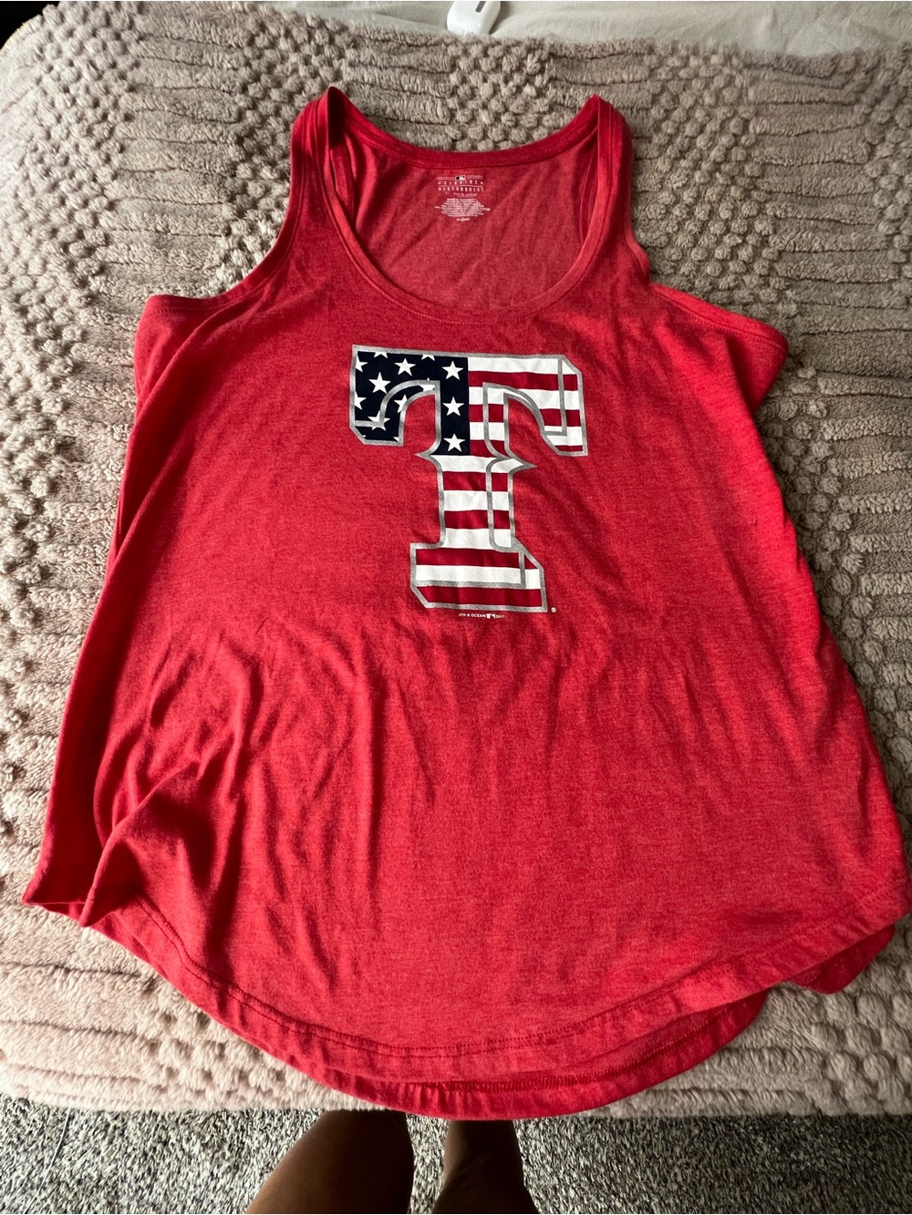 5th & Ocean Red Women's Tank with American Flag 'T' Logo Texas Rangers MLB
